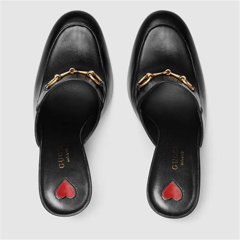 black gucci mule women